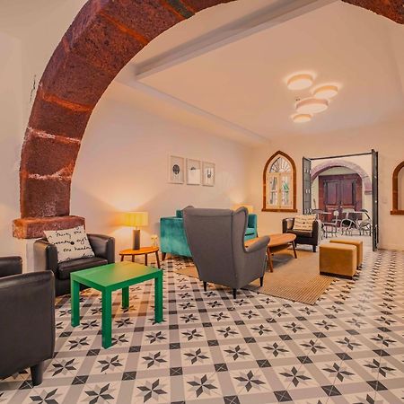 Studios Funchal Екстериор снимка