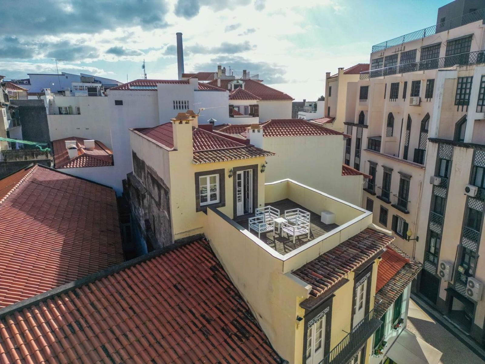 Studios Funchal Екстериор снимка