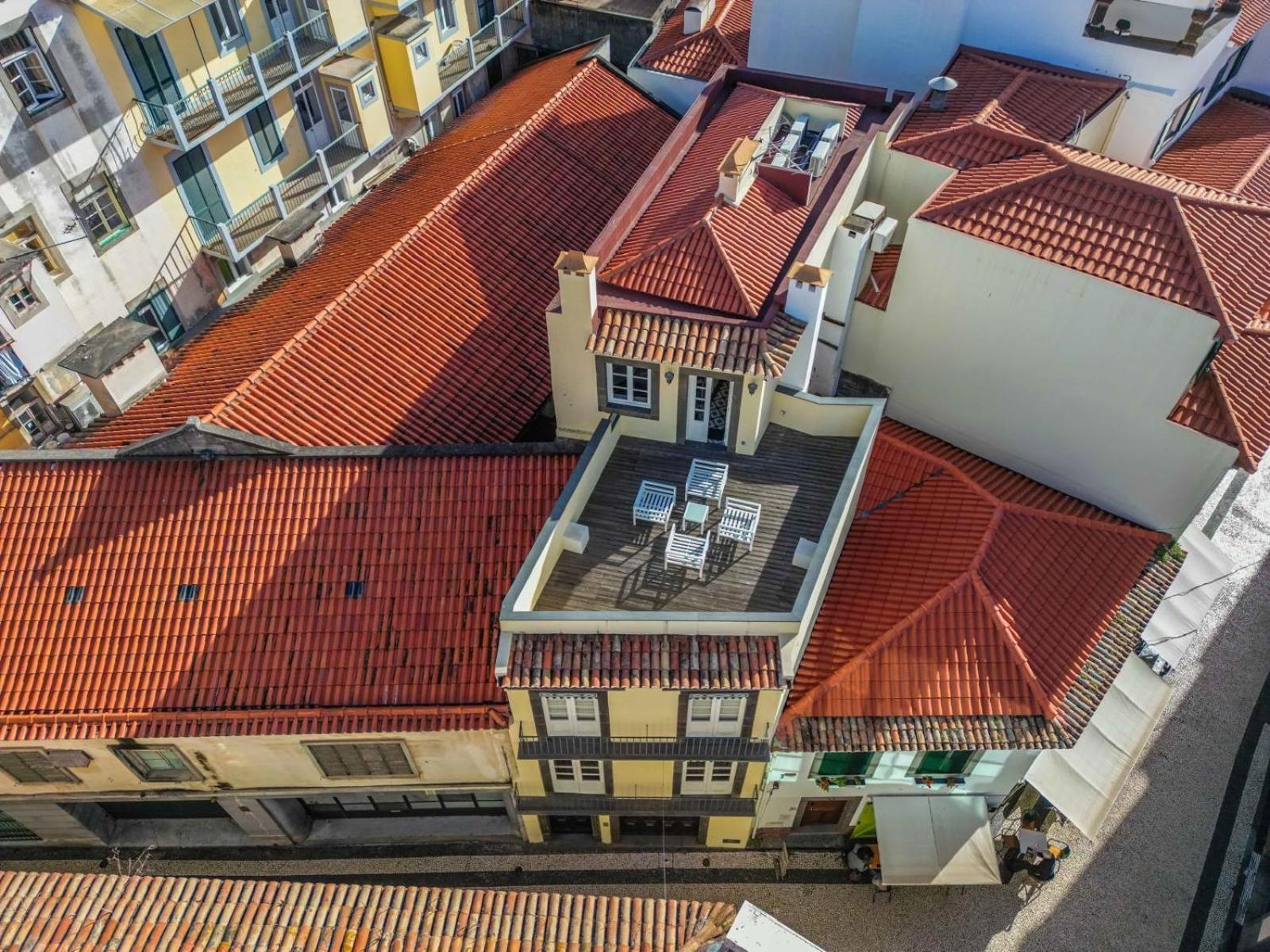 Studios Funchal Екстериор снимка