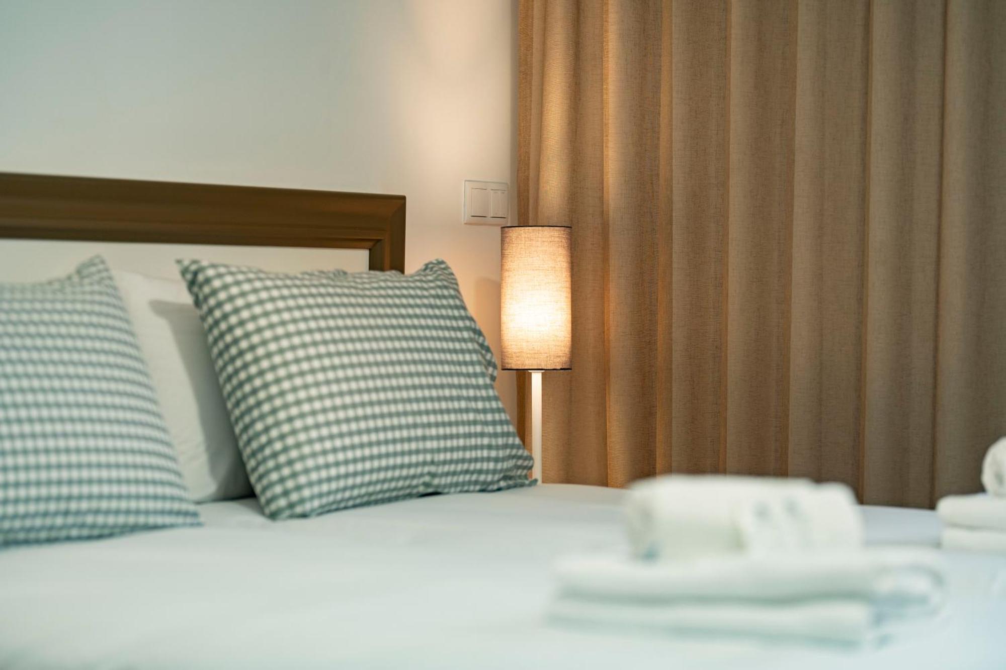 Studios Funchal Екстериор снимка